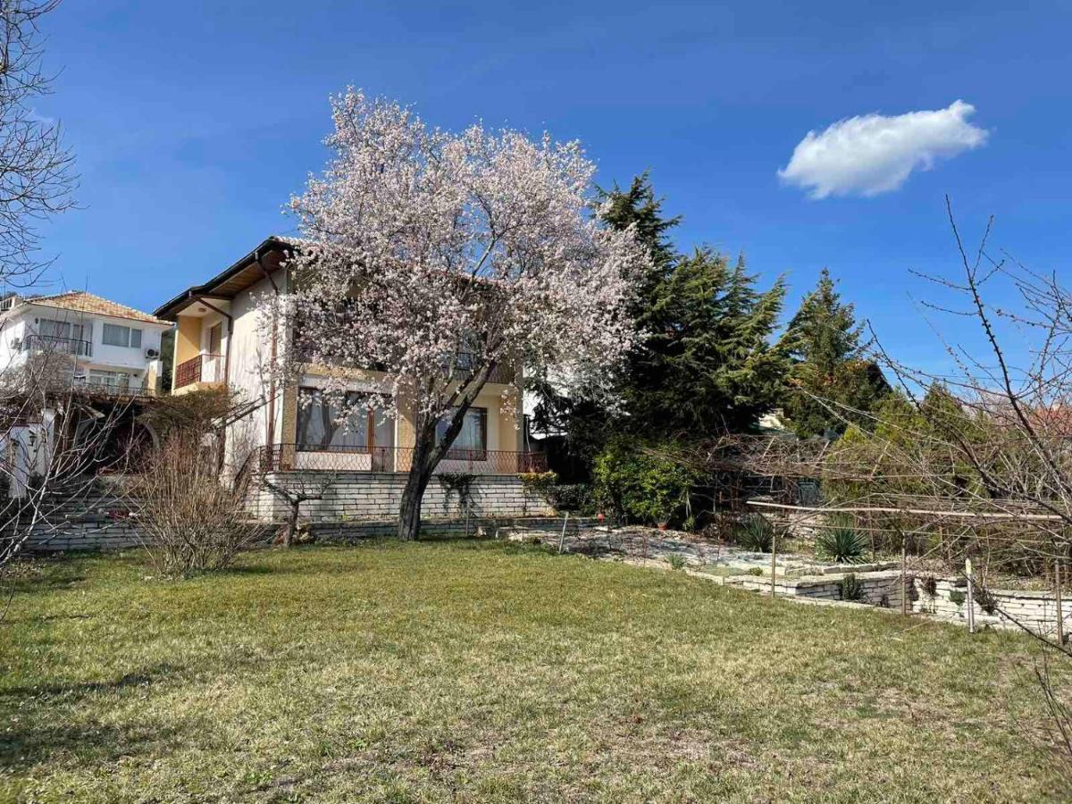 Villa Elina Balchik Eksteriør billede